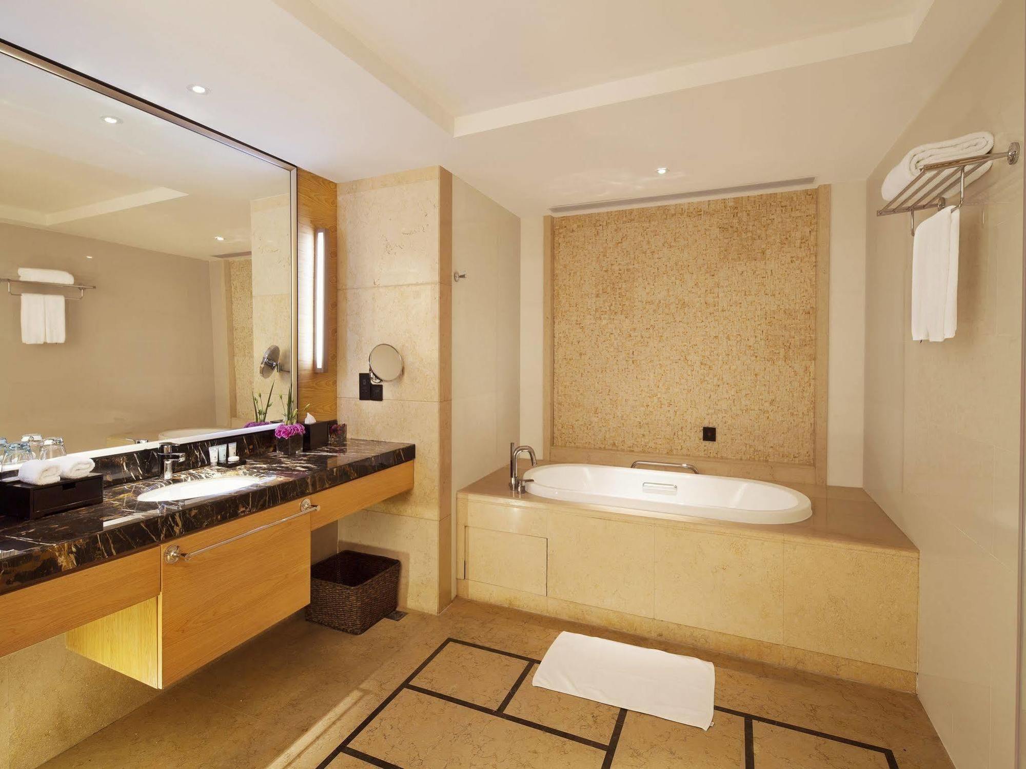 Yiho Hotel Xiamen Huli Экстерьер фото